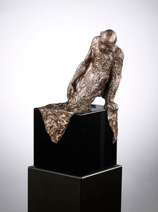 Buttress Mantle and Shroud Copper, granite