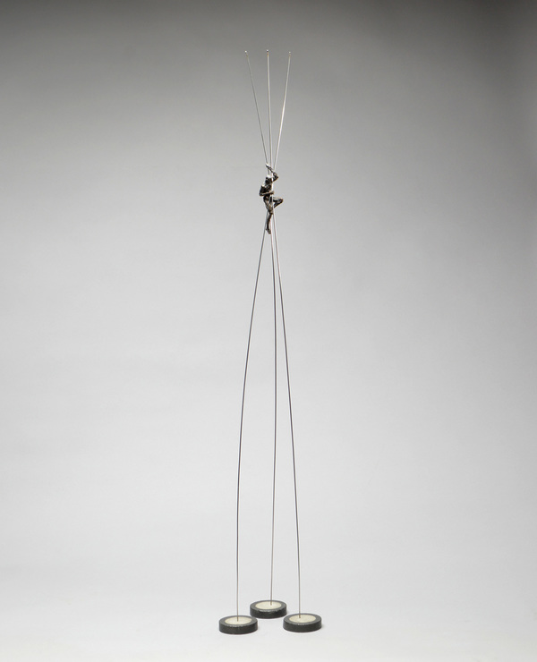 Trestle Writ Small Bronze, stainless steel, concrete