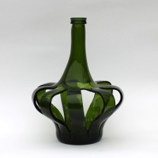 Nanda Soderberg Randome recycled glass magic Manipulated found glass