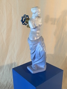 BILL FRAZIER VENUS REDUX 1990 - 1995 Ceramic, acrylic paint with bronze spigot 