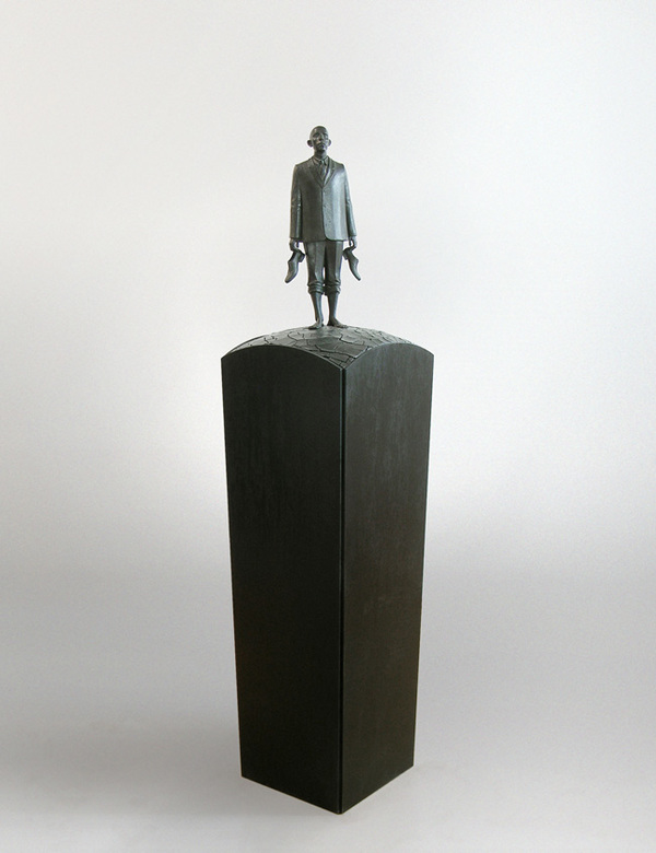  Peripheral Visions Bronze, steel, concrete